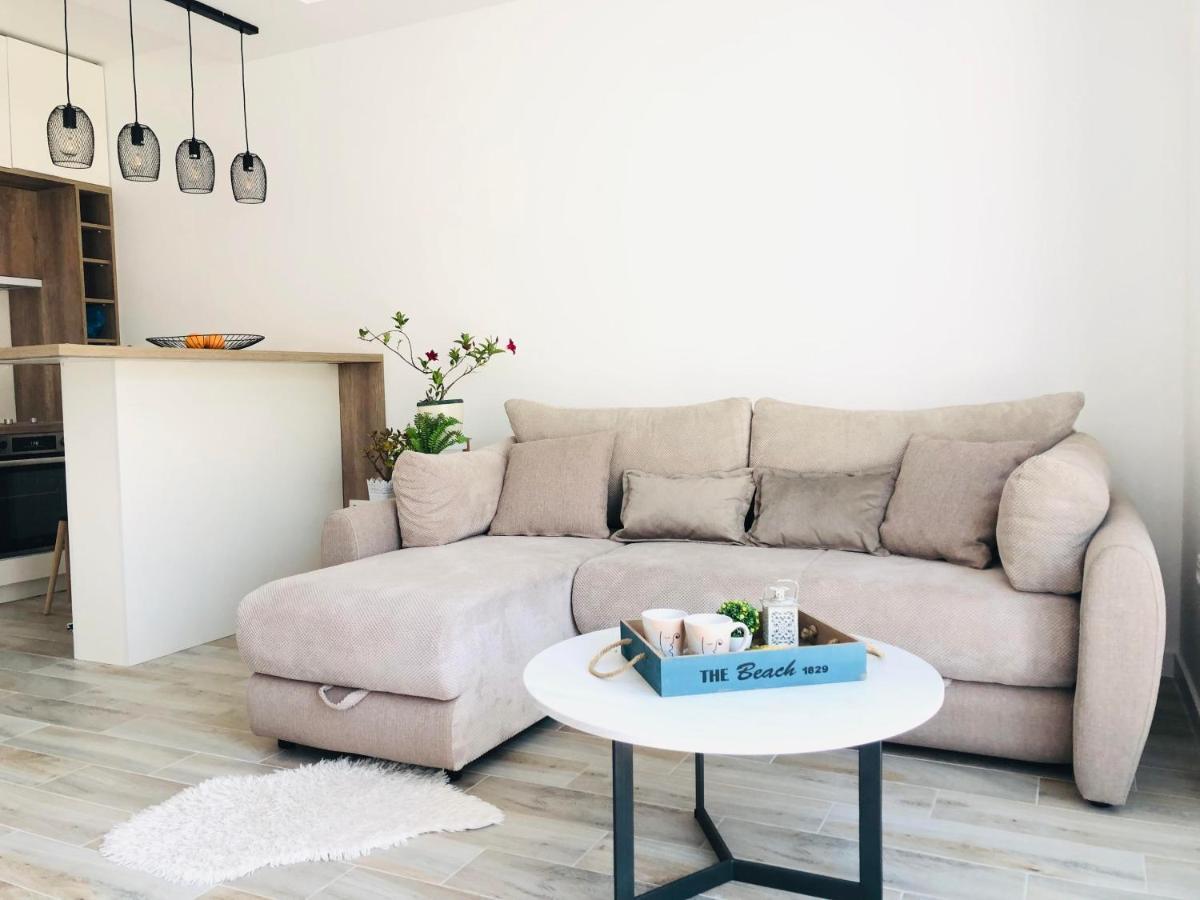Apartment Seaside Pržno Екстериор снимка